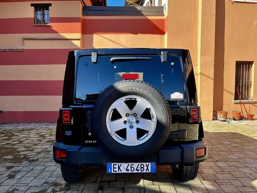 Usata Jeep Wrangler Sahara 200 CV (147 kW) 2011 Nero SUV