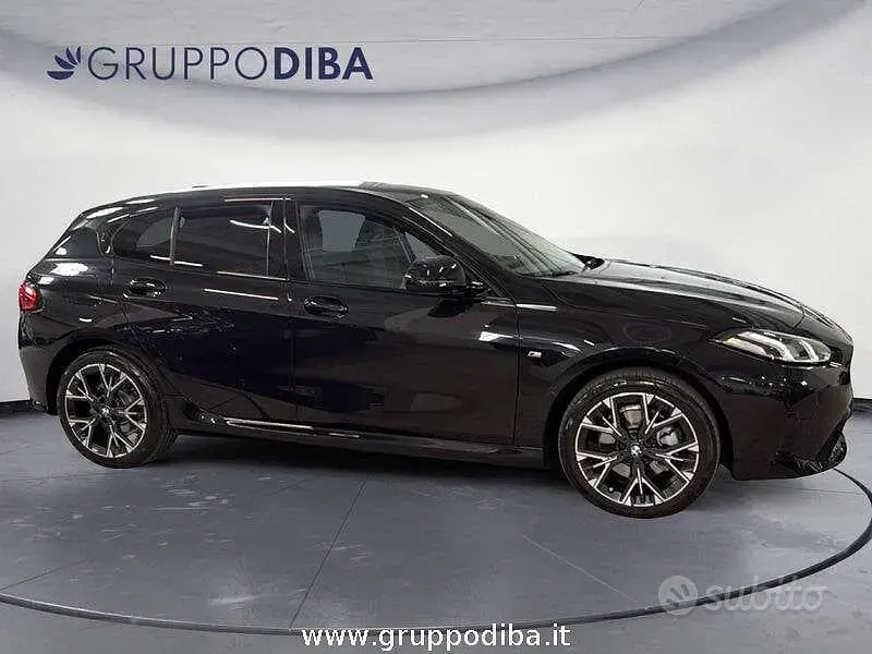 Usata BMW 120 M Sport 150 CV (110 kW) 2025 Nero Utilitaria