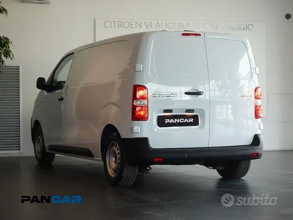 Usata Citroën Jumpy 144 CV (105 kW) 2024 Bianco Monovolume