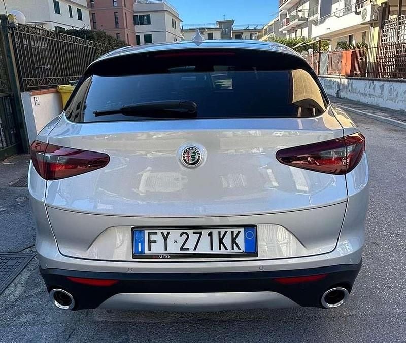 Usata Alfa Romeo Stelvio Business 190 CV (139 kW) 2018 SUV