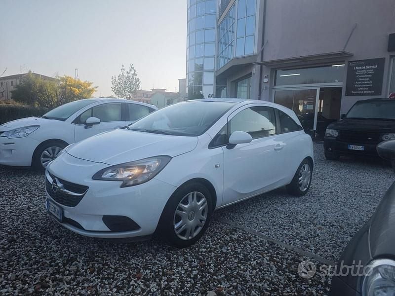 Usata Opel Corsa 74 CV (54 kW) 2016 Bianco Utilitaria