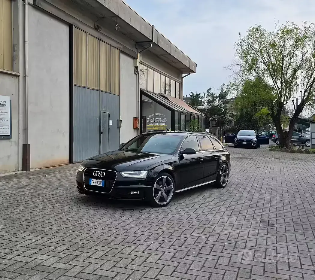 Usata Audi A4 Competition 190 CV (139 kW) 2015 Nero Station wagon