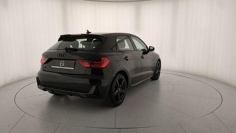 Usata Audi A1 Sportback Business 116 CV (85 kW) 2024 Nero Utilitaria