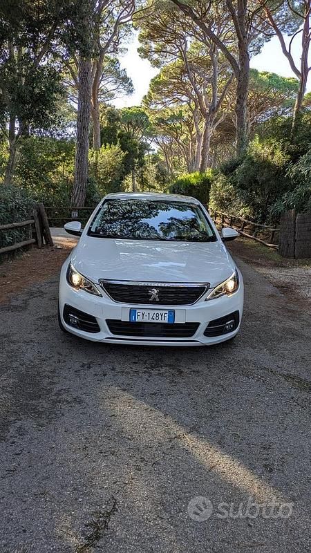 Bianco Usata 2019 Peugeot 308 SW Business-Line Station wagon | 11.000 € (Cara) - Immagine 1/4