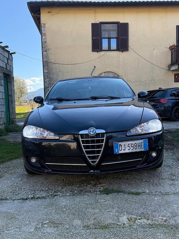 Usata Alfa Romeo 147 120 CV (88 kW) 2007 Nero Utilitaria