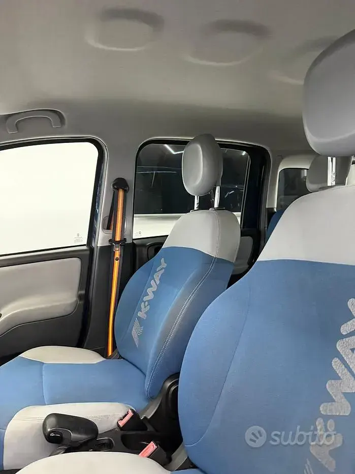 Usata Fiat Panda 80 CV (58 kW) 2015 Bluazzurro Utilitaria