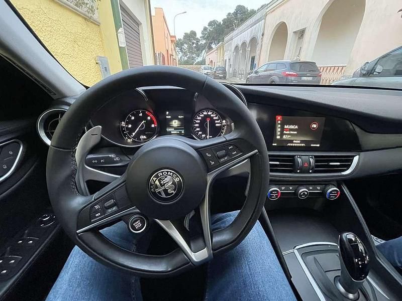Usata Alfa Romeo Giulia Business 179 CV (131 kW) 2017 Berlina