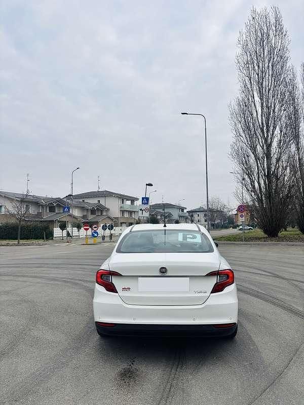 Usata Fiat Tipo Lounge 95 CV (69 kW) 2017 Berlina