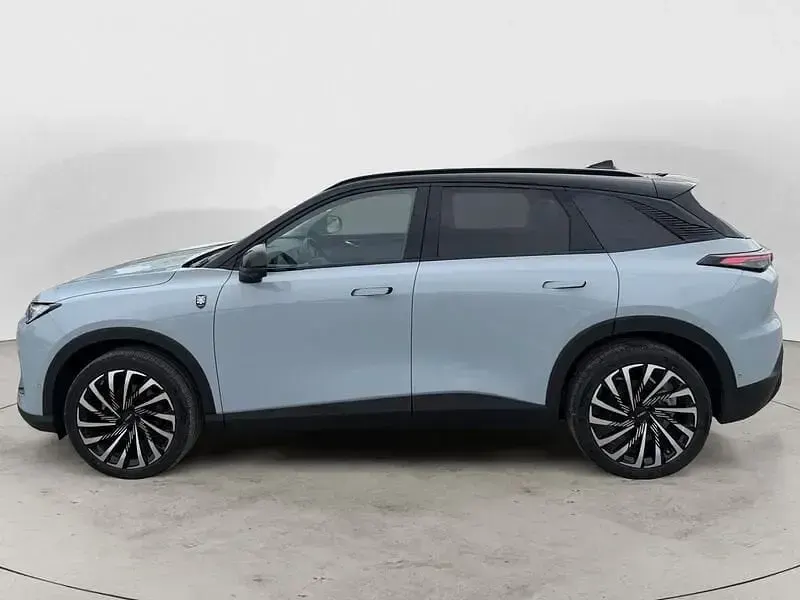 Usata Tiger Six 167 CV (122 kW) 2025 Argento SUV