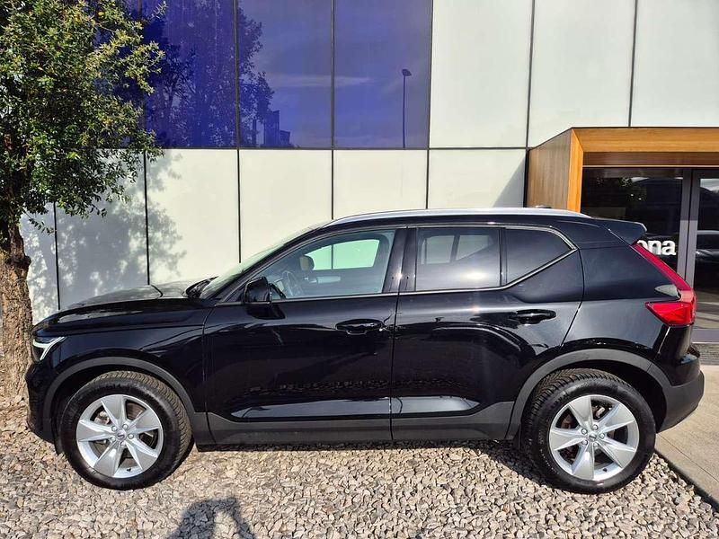 Usata Volvo XC40 Core 163 CV (119 kW) 2025 Onyx black SUV