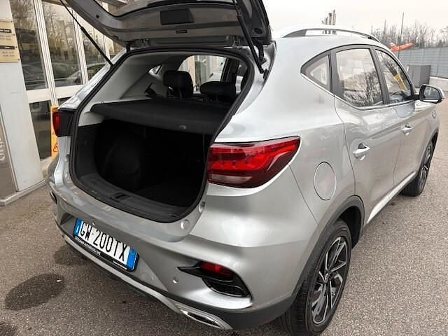 Usata MG ZS Luxury 106 CV (77 kW) 2024 Bianco Berlina