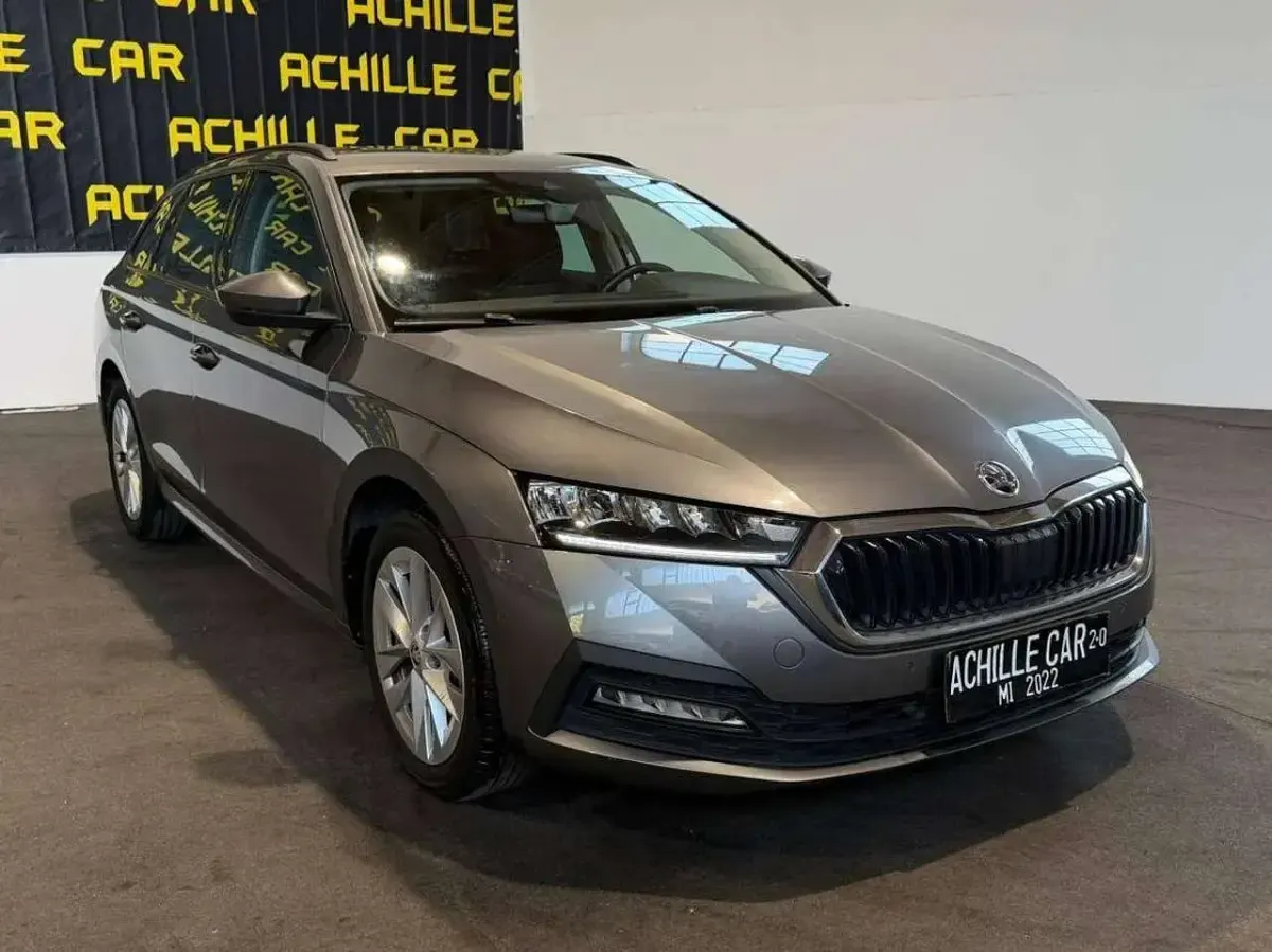 Occasion Skoda Octavia Executive 150 ch (110 kW) 2023 Gris Break