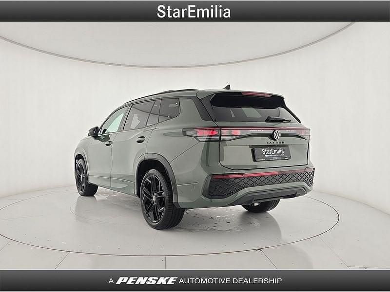 Usata VW Tayron R-line Plus 193 CV (141 kW) 2025 Verde SUV