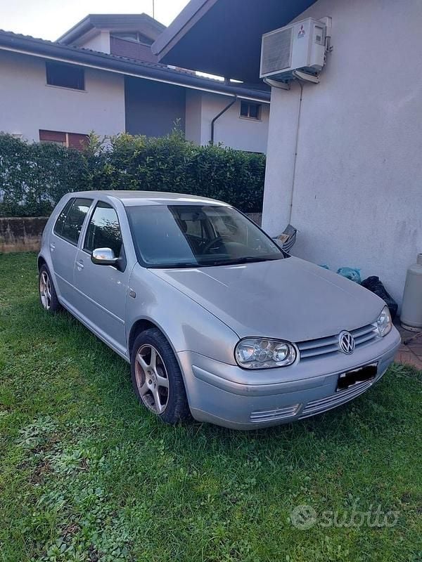 Usata VW Golf IV 100 CV (73 kW) 1998 Grigio Berlina