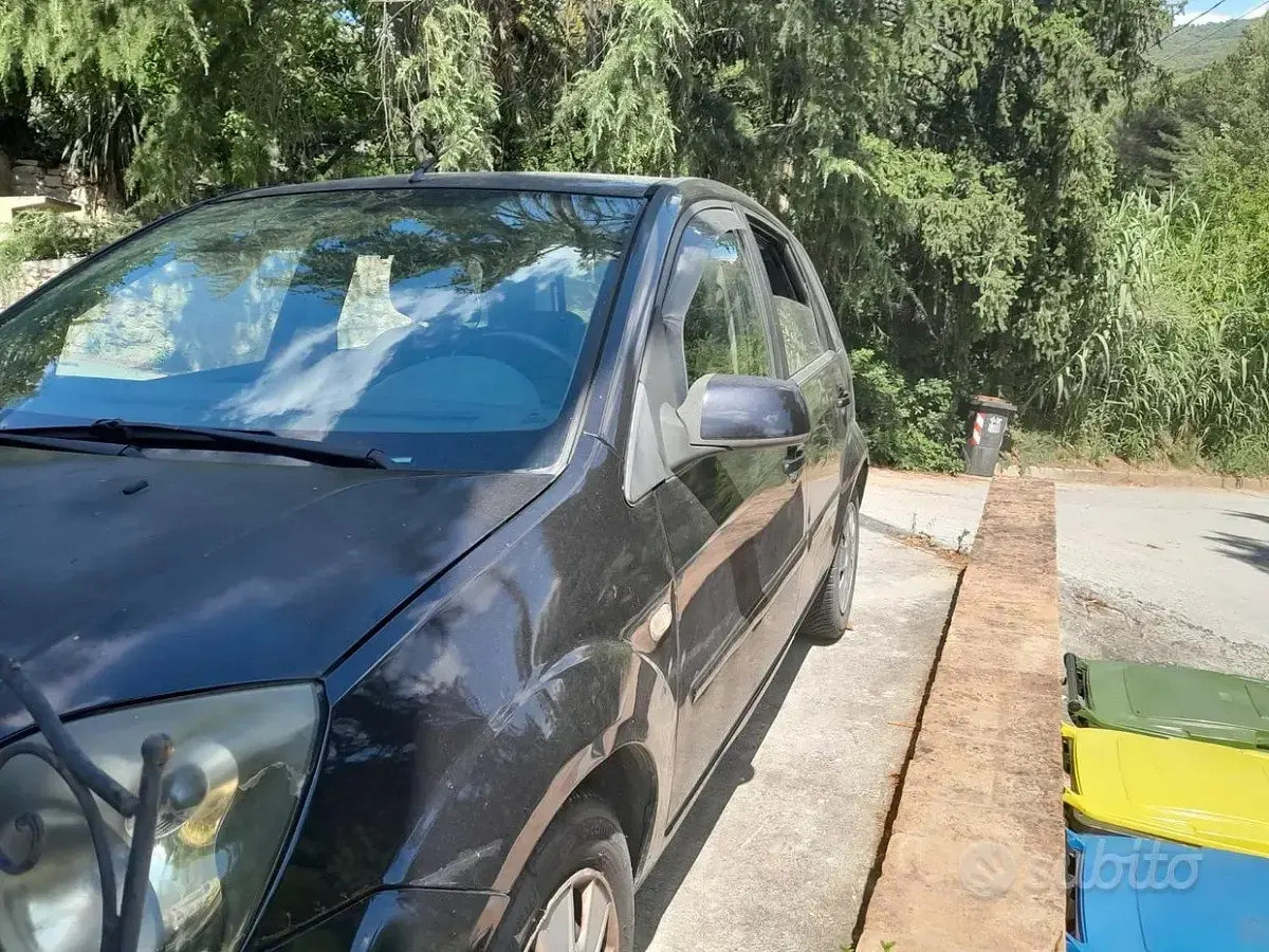 Usata Ford Fiesta 73 CV (53 kW) 2007 Utilitaria
