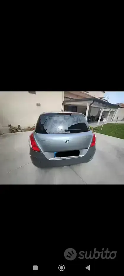 Usata Suzuki Swift 75 CV (55 kW) 2011 Grigio Utilitaria