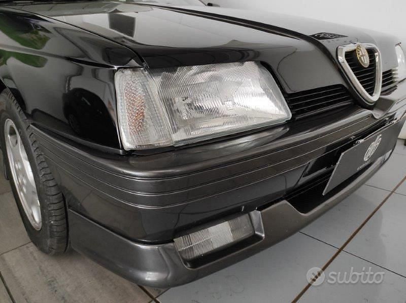 Usata Alfa Romeo 164 Quadrifoglio 197 CV (144 kW) 1990 Nero Berlina