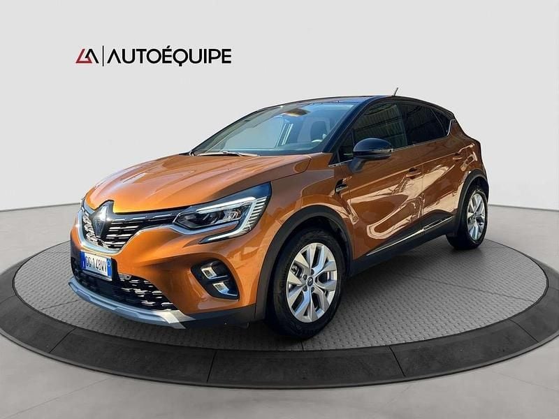 Usata Renault Captur Intens 143 CV (105 kW) 2021 Arancione SUV
