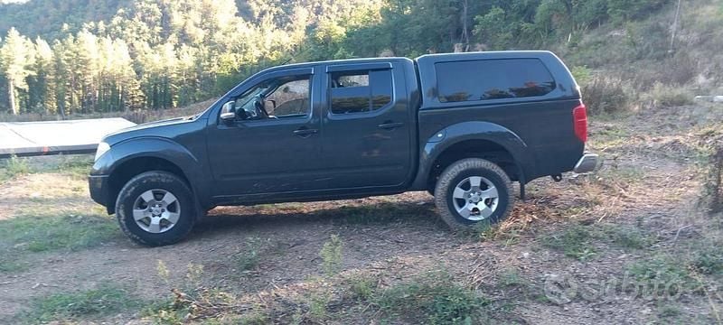 Usata Nissan Navara 190 CV (139 kW) 2004 Pick-up