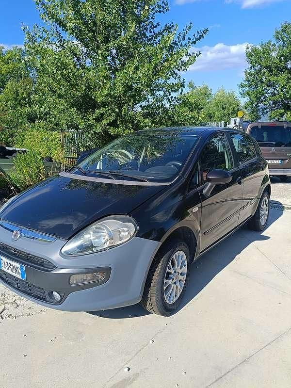 Usata Fiat Punto Evo Emotion 77 CV (56 kW) 2010 Utilitaria