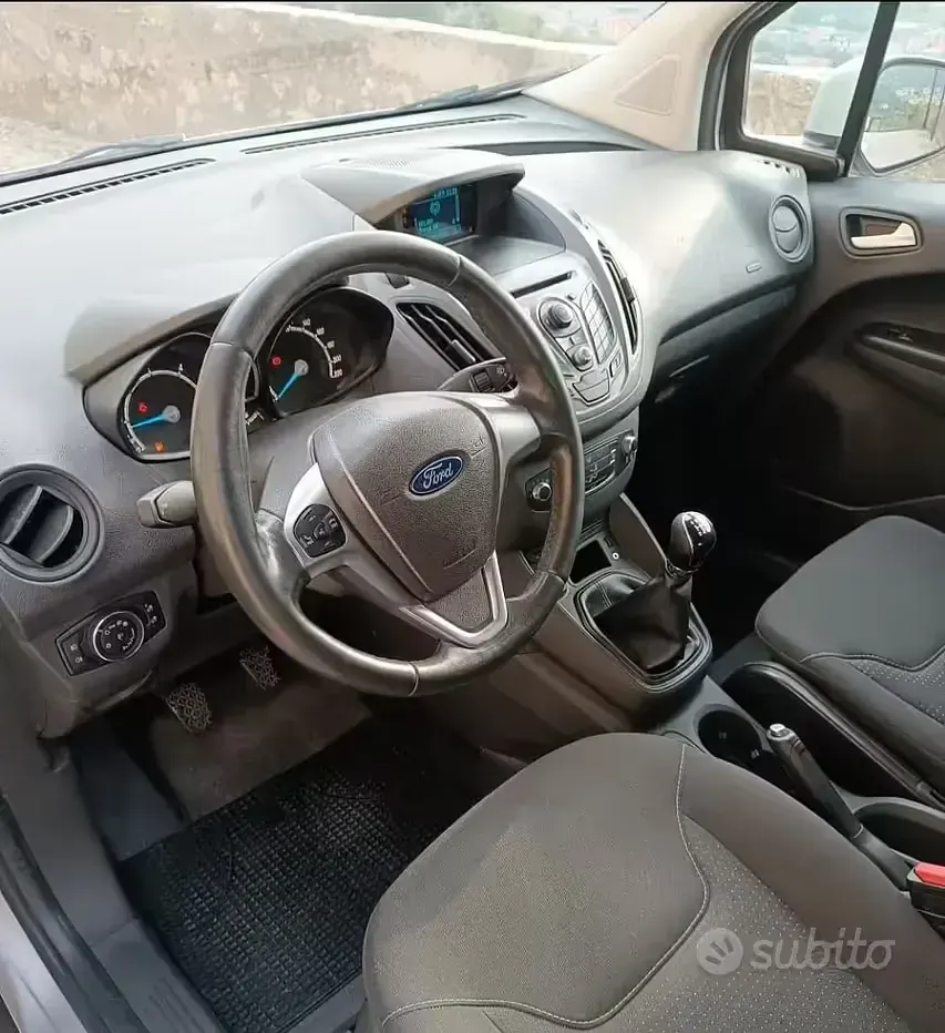 Usata Ford Transit 76 CV (55 kW) 2016 Grigio