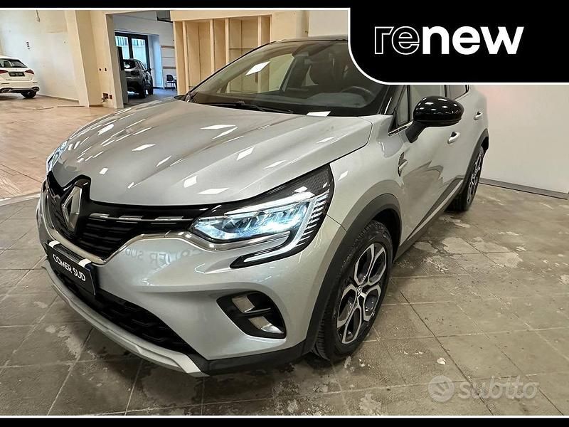 Grigio Usata 2022 Renault Captur Techno SUV | 16.900 € (Buon prezzo) - Immagine 1/4