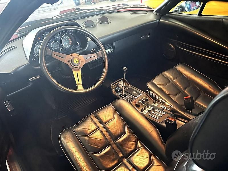 Usata Ferrari 308 214 CV (157 kW) 1982 Rosso Cabrio
