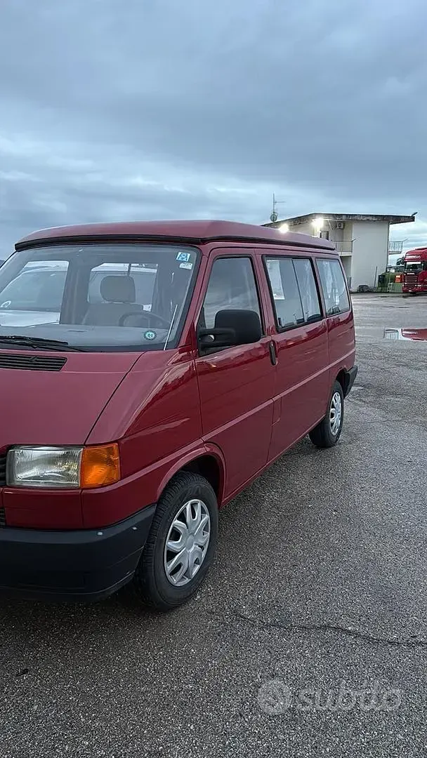 Usata VW Multivan 150 CV (110 kW) 1991 Rosso Monovolume