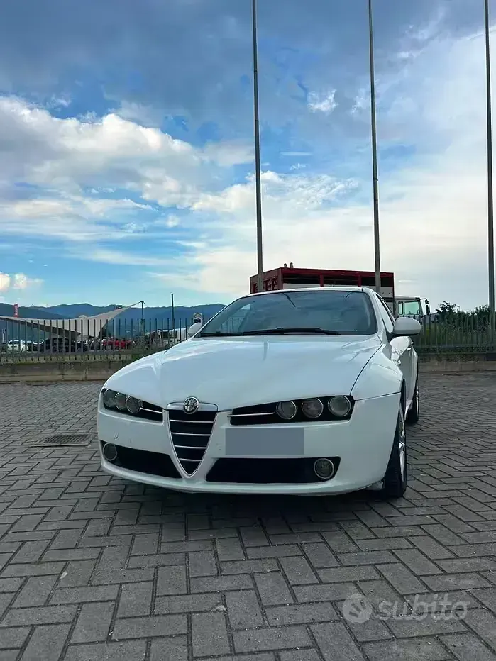 Usata Alfa Romeo 159 170 CV (125 kW) 2010 Bianco Station wagon
