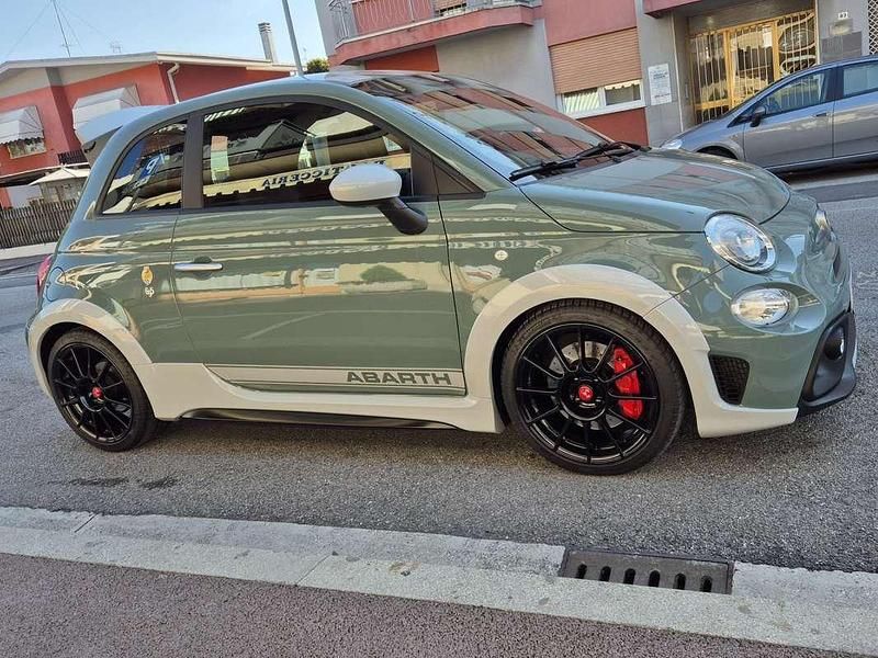 Usata Abarth 695 179 CV (131 kW) 2019 Utilitaria