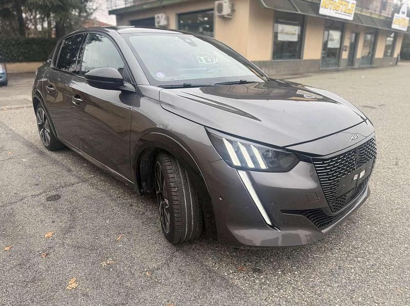 Usata Peugeot 208 GT-line 101 CV (74 kW) 2020 Grigio Utilitaria