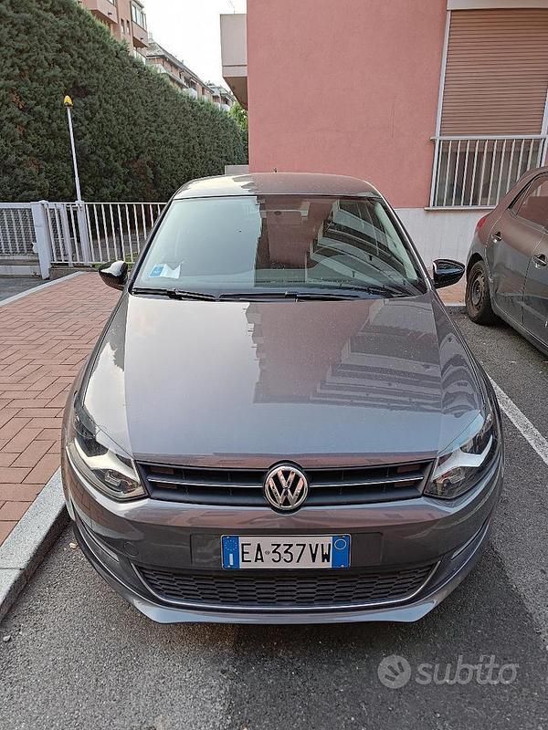 Usata VW Polo 85 CV (62 kW) 2010 Grigio Utilitaria