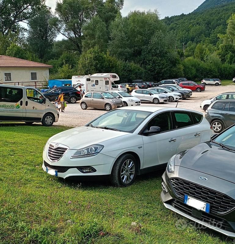 Usata Lancia Delta 120 CV (88 kW) 2013 Bianco Utilitaria
