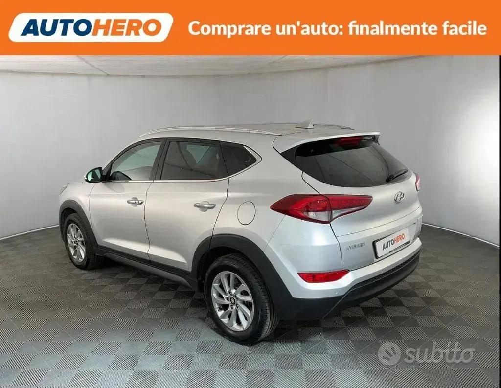 Usata Hyundai Tucson Xpossible 141 CV (103 kW) 2016 Grigio SUV