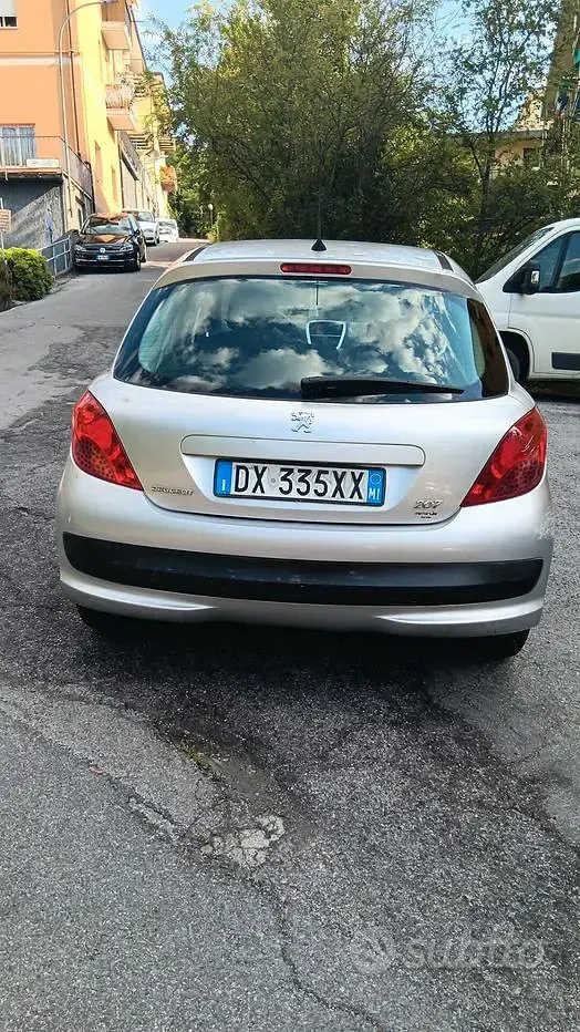 Usata Peugeot 207 95 CV (69 kW) 2009 Grigio Berlina