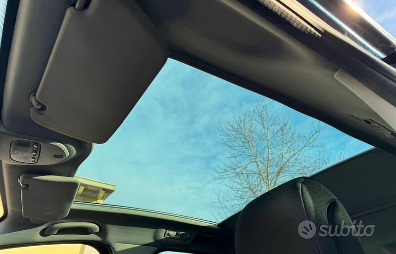 Usata Peugeot 5008 150 CV (110 kW) 2011 Monovolume