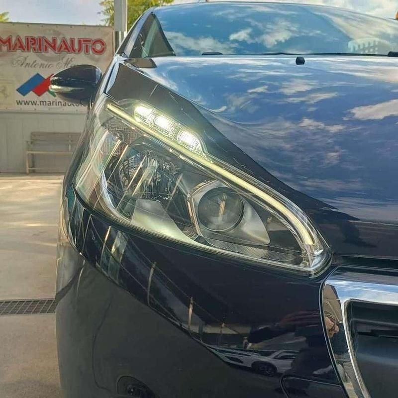 Usata Peugeot 208 S 102 CV (75 kW) 2019 Blu Utilitaria