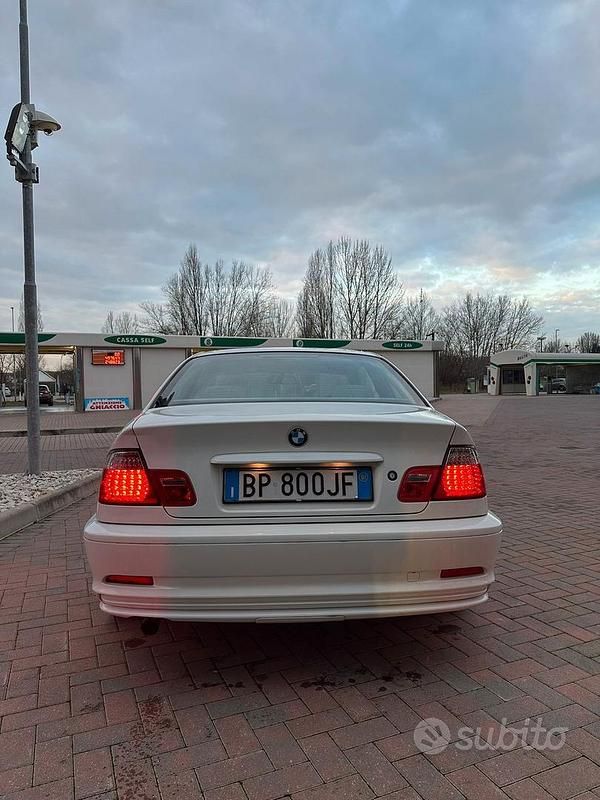 Usata BMW 318 2001 Bianco Coupé