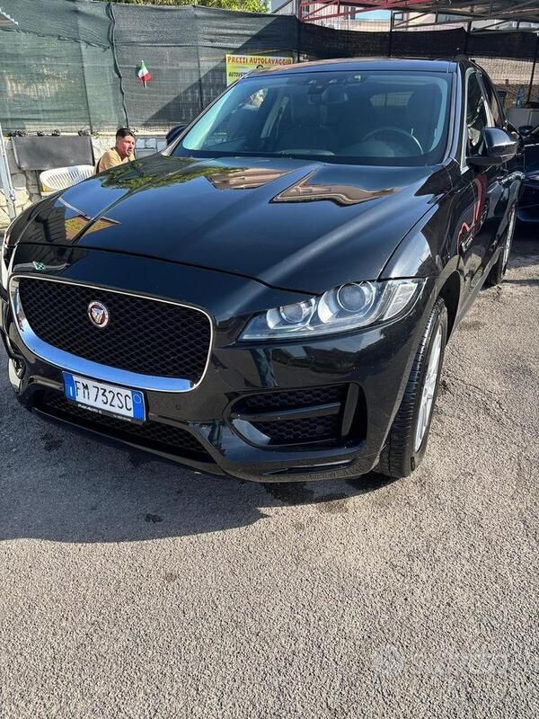 Usata Jaguar F-Pace 180 CV (132 kW) 2018 Nero SUV