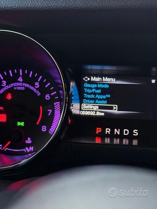 Usata Ford Mustang 310 CV (228 kW) 2020 Rosso Coupé