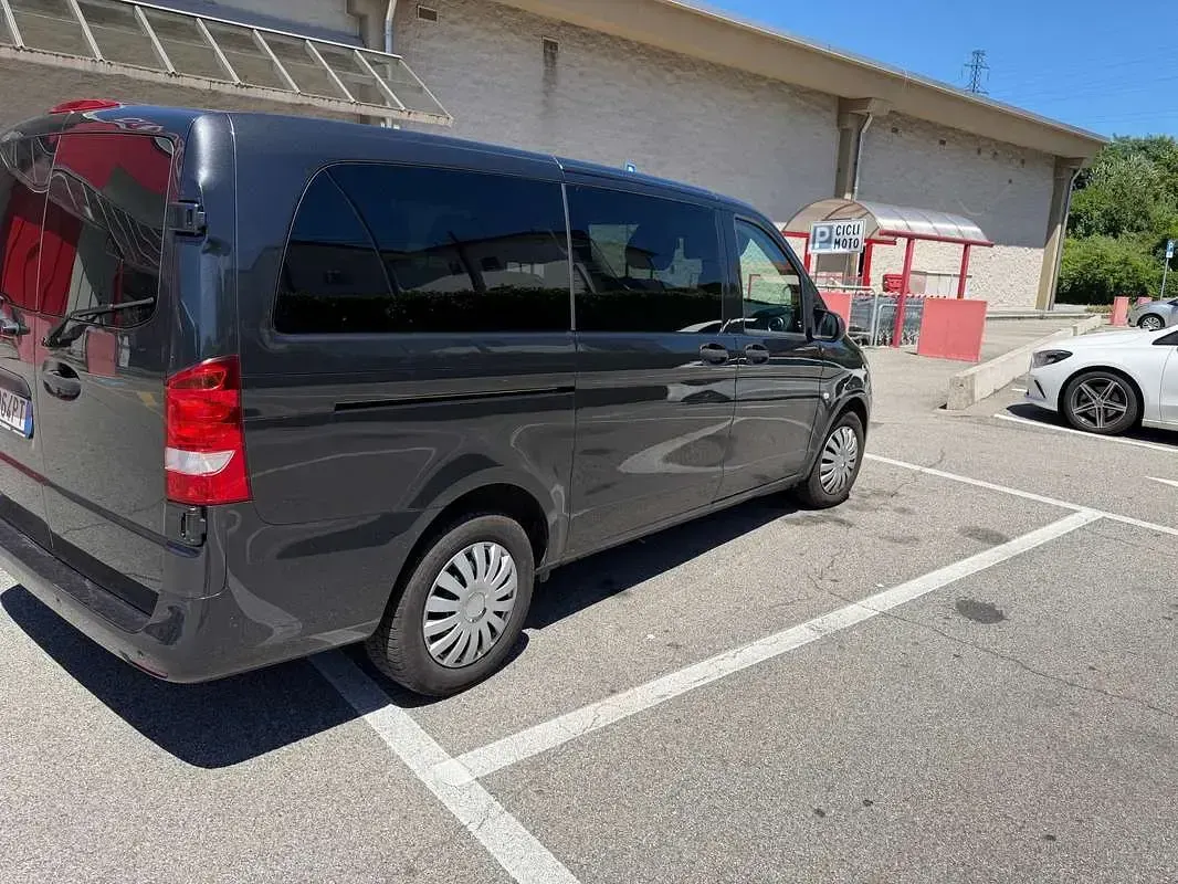 Usata Mercedes Vito 163 CV (119 kW) 2019 Grigio Furgone
