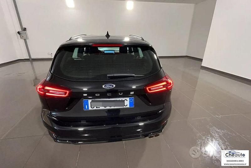 Gebraucht Ford Focus ST-Line 125 PS (91 kW) 2025 Limousine