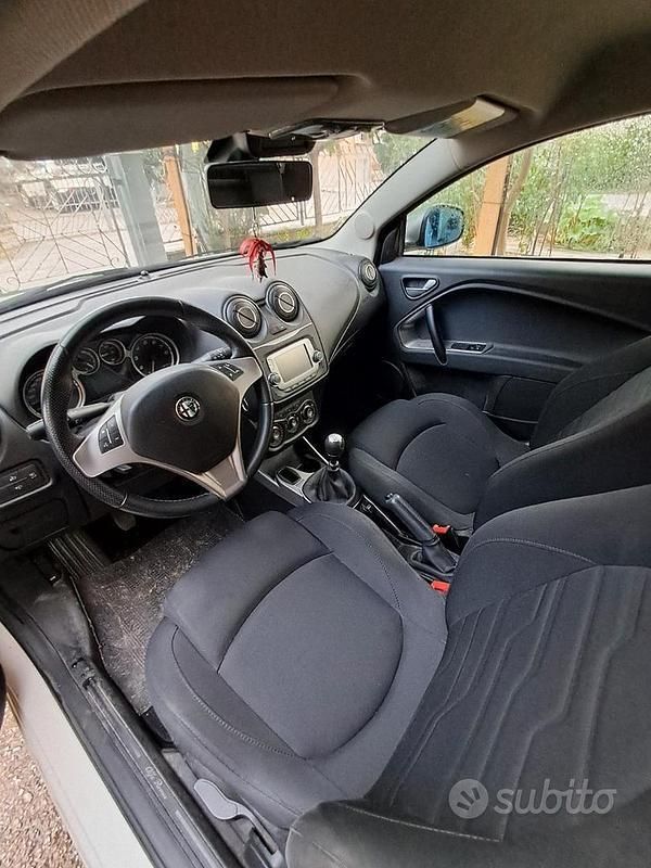Usata Alfa Romeo MiTo 105 CV (77 kW) 2016 Bianco Utilitaria