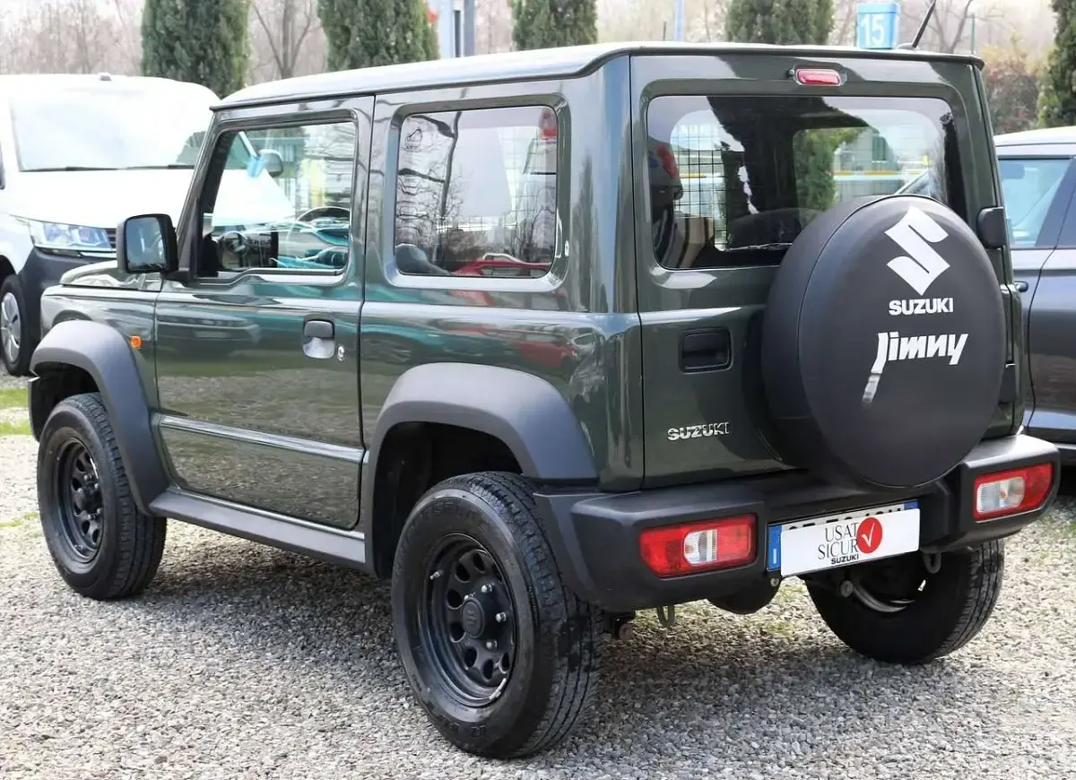 Usata Suzuki Jimny 102 CV (75 kW) 2021 Verde amazzonia SUV
