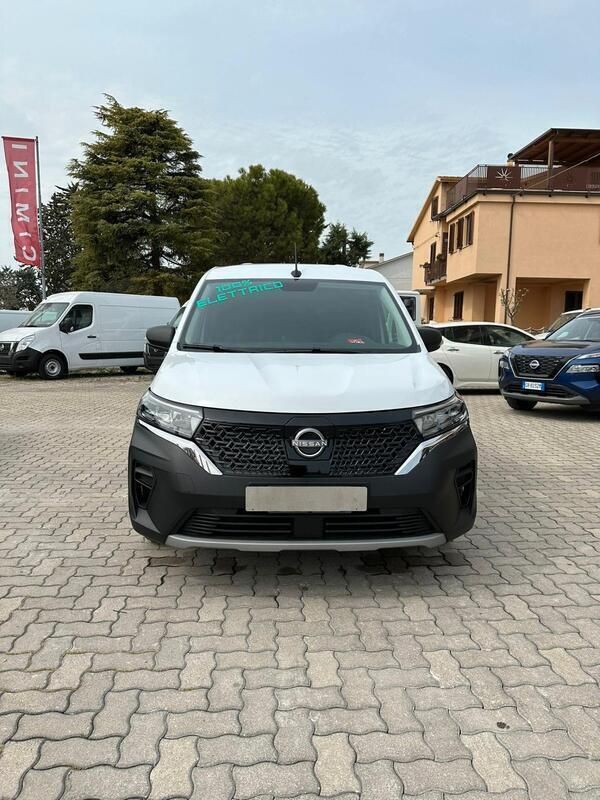 Usata Nissan Townstar 89 kW (122 CV) 2023 Bianco Furgone