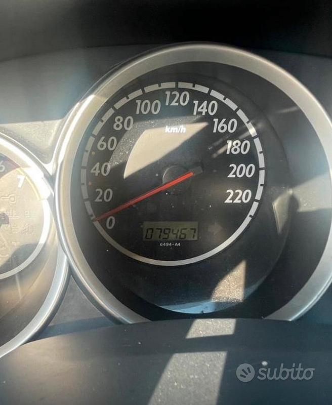 Usata Honda Jazz 78 CV (57 kW) 2003 Grigio Utilitaria