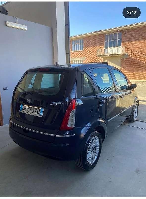 Usata Lancia Musa 69 CV (50 kW) 2008 Monovolume