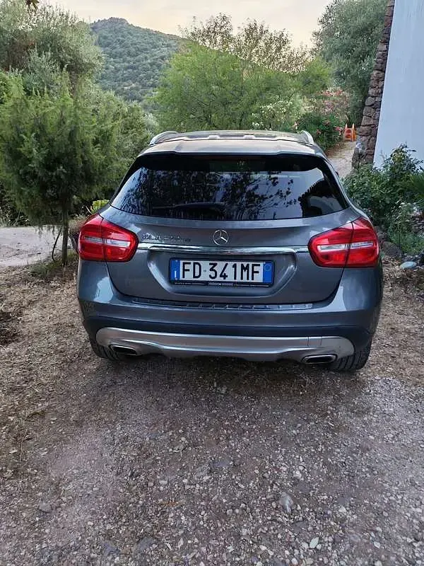 Usata Mercedes GLA200 Executive 136 CV (100 kW) 2016 SUV
