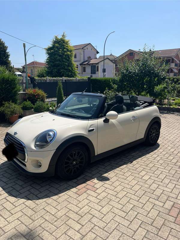 Usata 2018 Mini One Cabriolet Cabrio | 16.500 € (Buon prezzo) - Immagine 1/4
