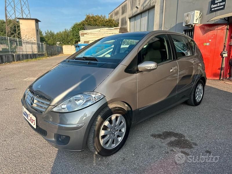 Usata Mercedes A150 Avantgarde 95 CV (69 kW) 2006 Grigio Berlina